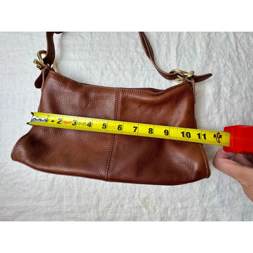 Vintage Liz Claiborne Cognac Brown Leather Y2K Small Shoulder Bag Gold Hardware - Picture 2 of 10